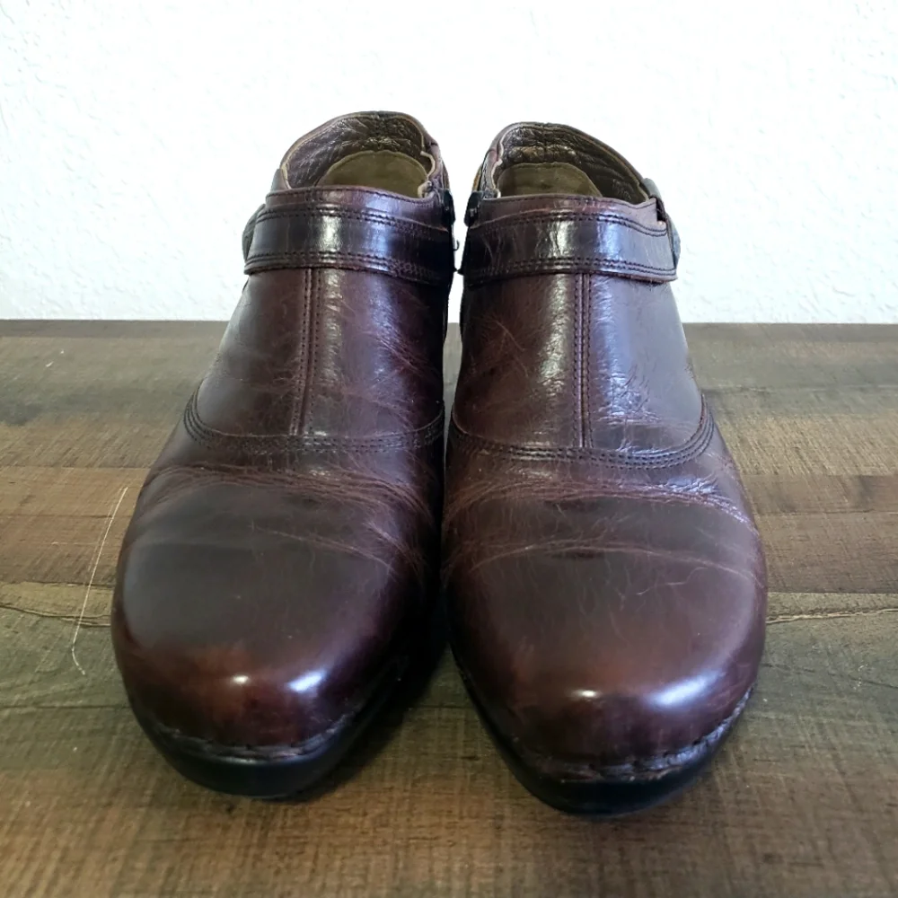 Joseph Siebel Women's Brown Leather Clogs - Picture 1 of 6